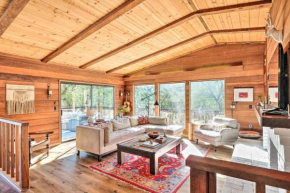 Groveland Cabin with Outdoor Perks and Game Room